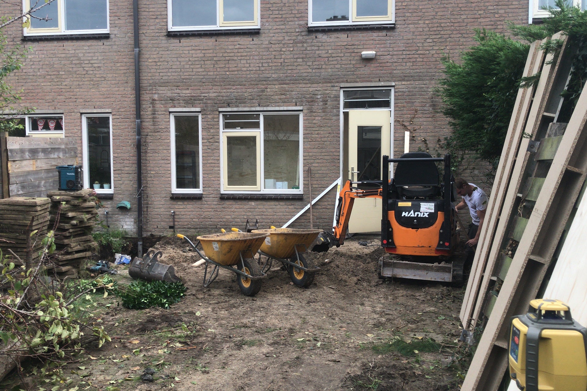 Voor de aanbouw achter